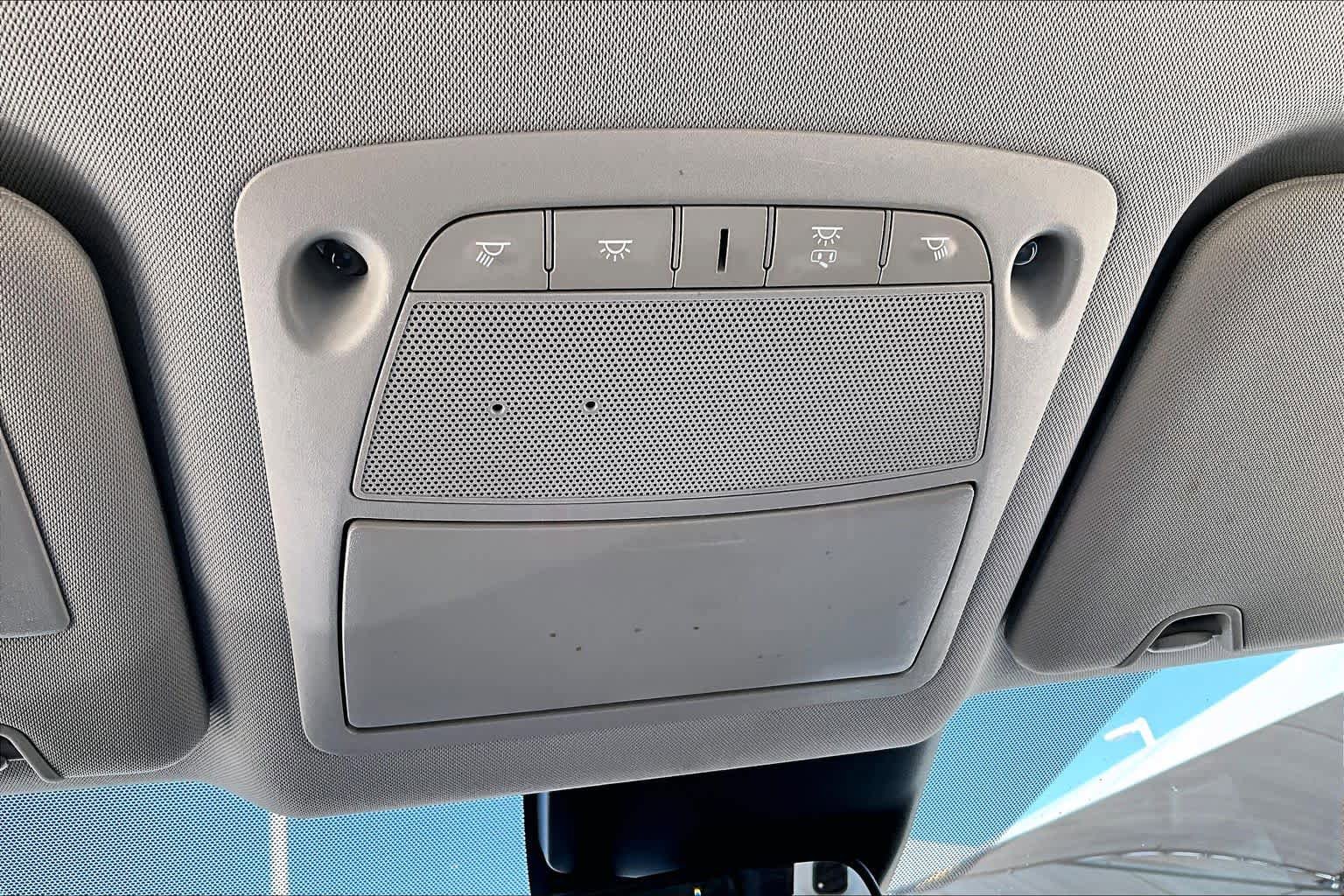 Used 2020 Nissan Rogue S FWD image 29