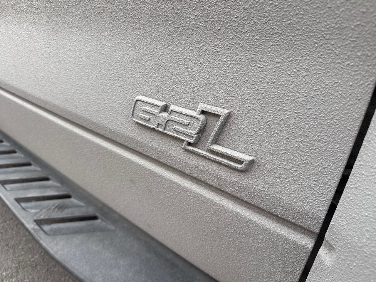 Used 2014 Ford F150 Raptor image 7