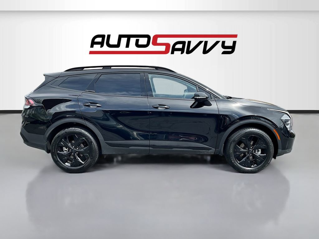 Used 2025 Kia Sportage X-Line w/ Premium Package image 8