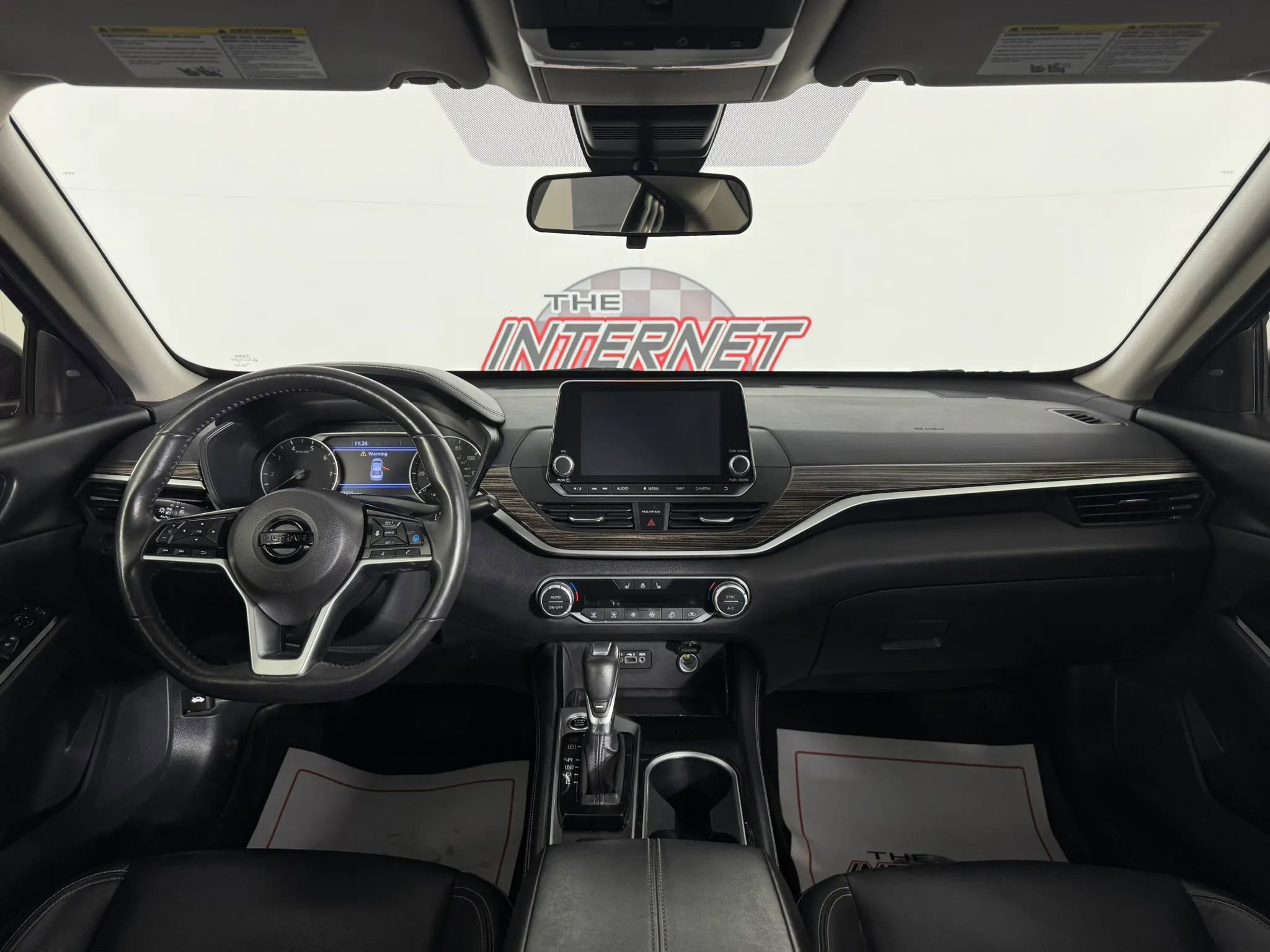 Used 2022 Nissan Altima 2.5 SL FWD image 11