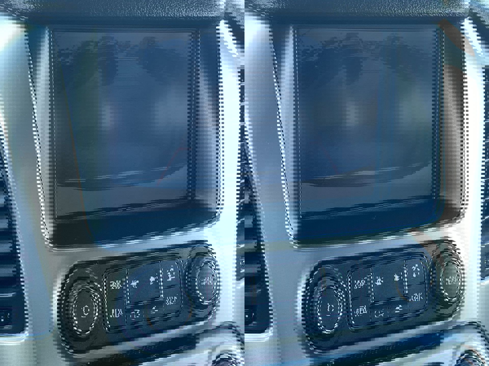 Used 2016 Chevrolet Tahoe LTZ image 19