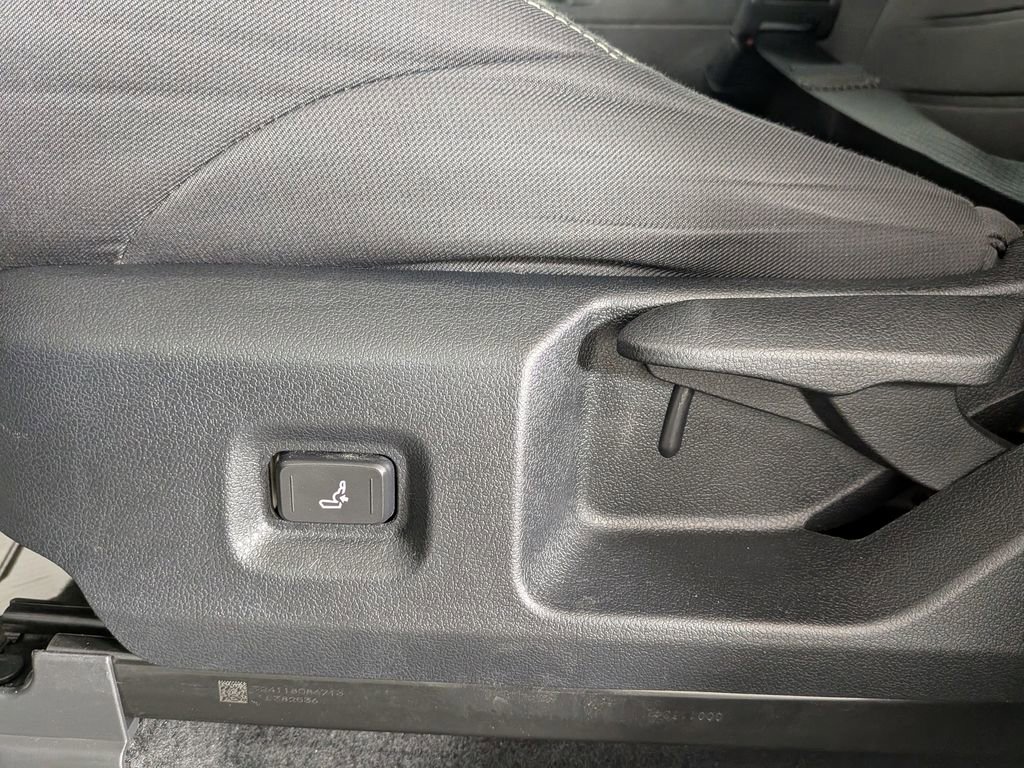 Used 2024 Toyota Tacoma TRD Off-Road image 16