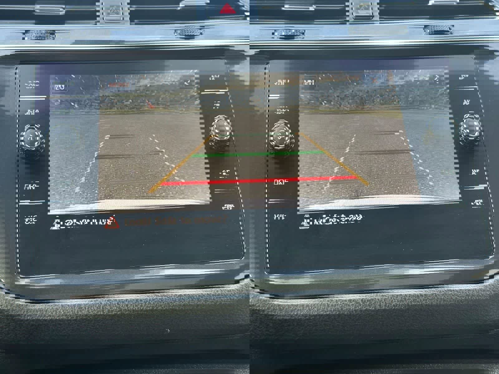 Used 2020 Volkswagen Tiguan SEL Premium R-Line w/ 3rd Row Seat Package image 18