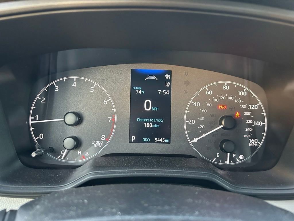 Used 2025 Toyota Corolla LE image 22