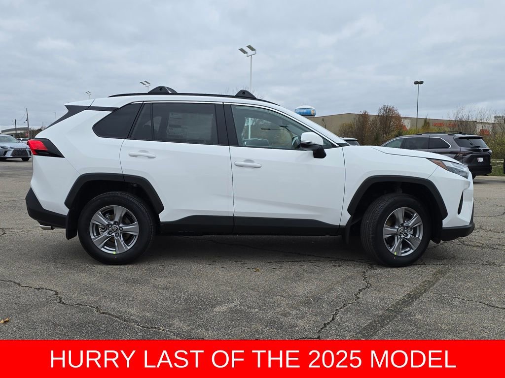 New 2025 Toyota RAV4 XLE image 20