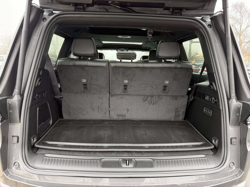 New 2026 Jeep Grand Wagoneer Limited AWD/4WD image 34