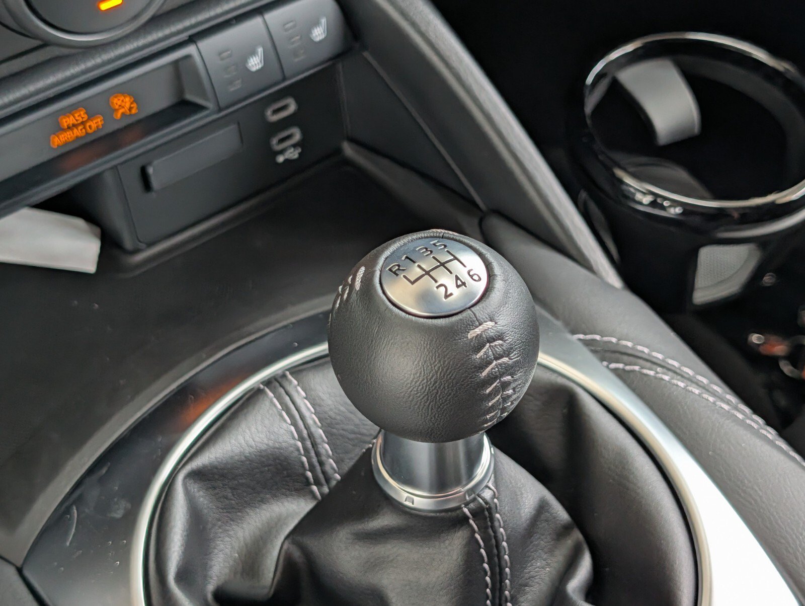 New 2026 MAZDA MX-5 Miata Club w/ Weather Package RWD image 22