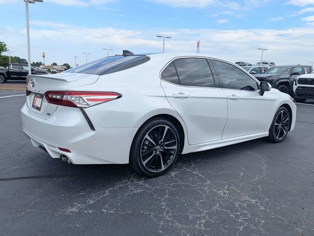 Used 2020 Toyota Camry XSE FWD image 4