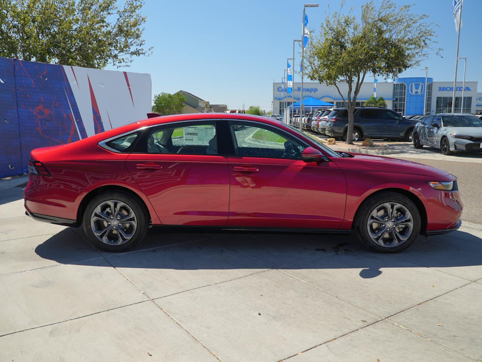 Used 2026 Honda Accord EX-L image 4