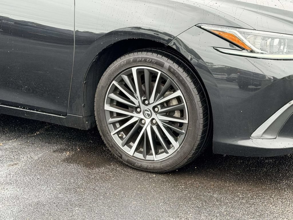 Used 2024 Lexus ES 350 w/ Premium Package FWD image 7