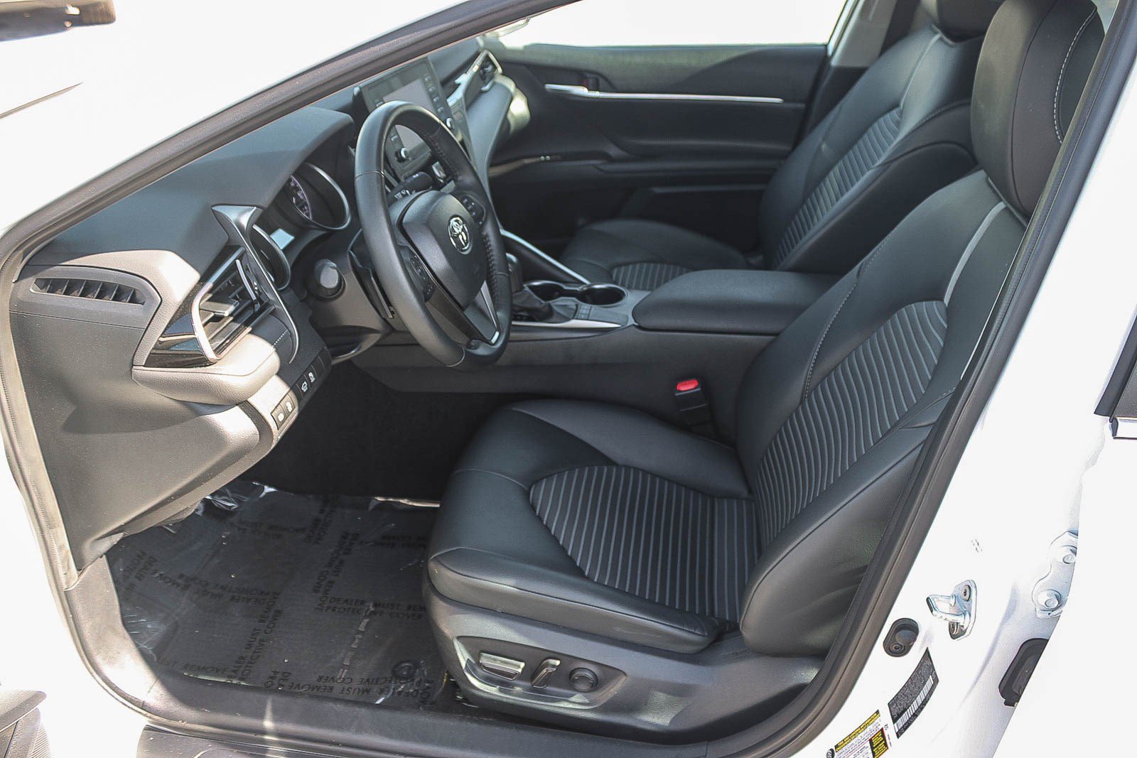 Certified 2024 Toyota Camry SE FWD image 18