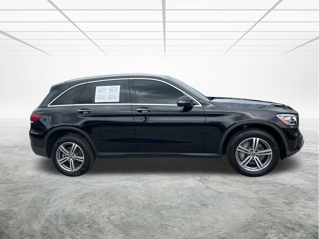 Used 2022 Mercedes-Benz GLC 300 image 3
