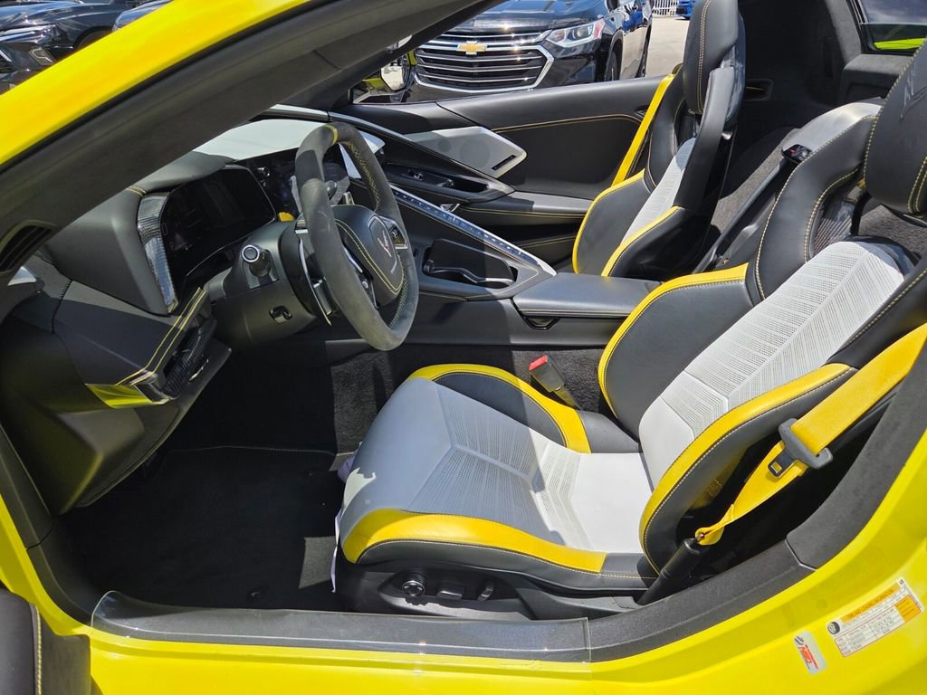 Used 2022 Chevrolet Corvette Stingray Premium Conv RWD image 5