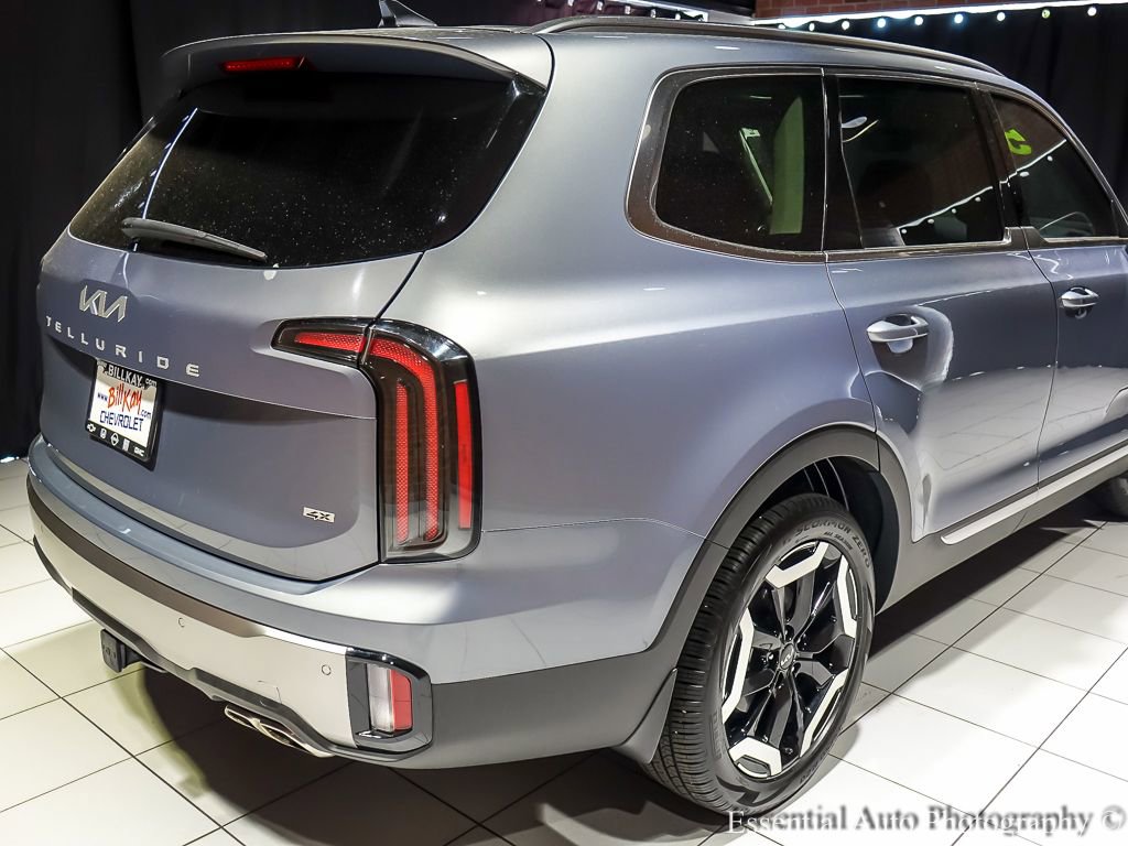 Used 2025 Kia Telluride EX w/ EX Captain's Chair Package AWD/4WD image 11