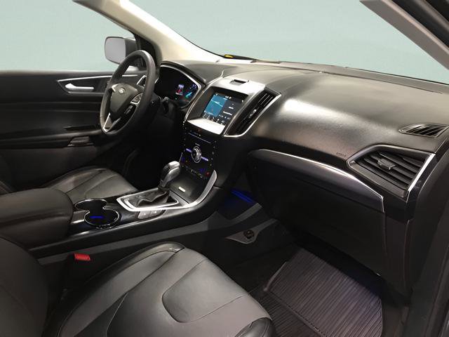 Used 2018 Ford Edge Titanium w/ Equipment Group 302A image 17