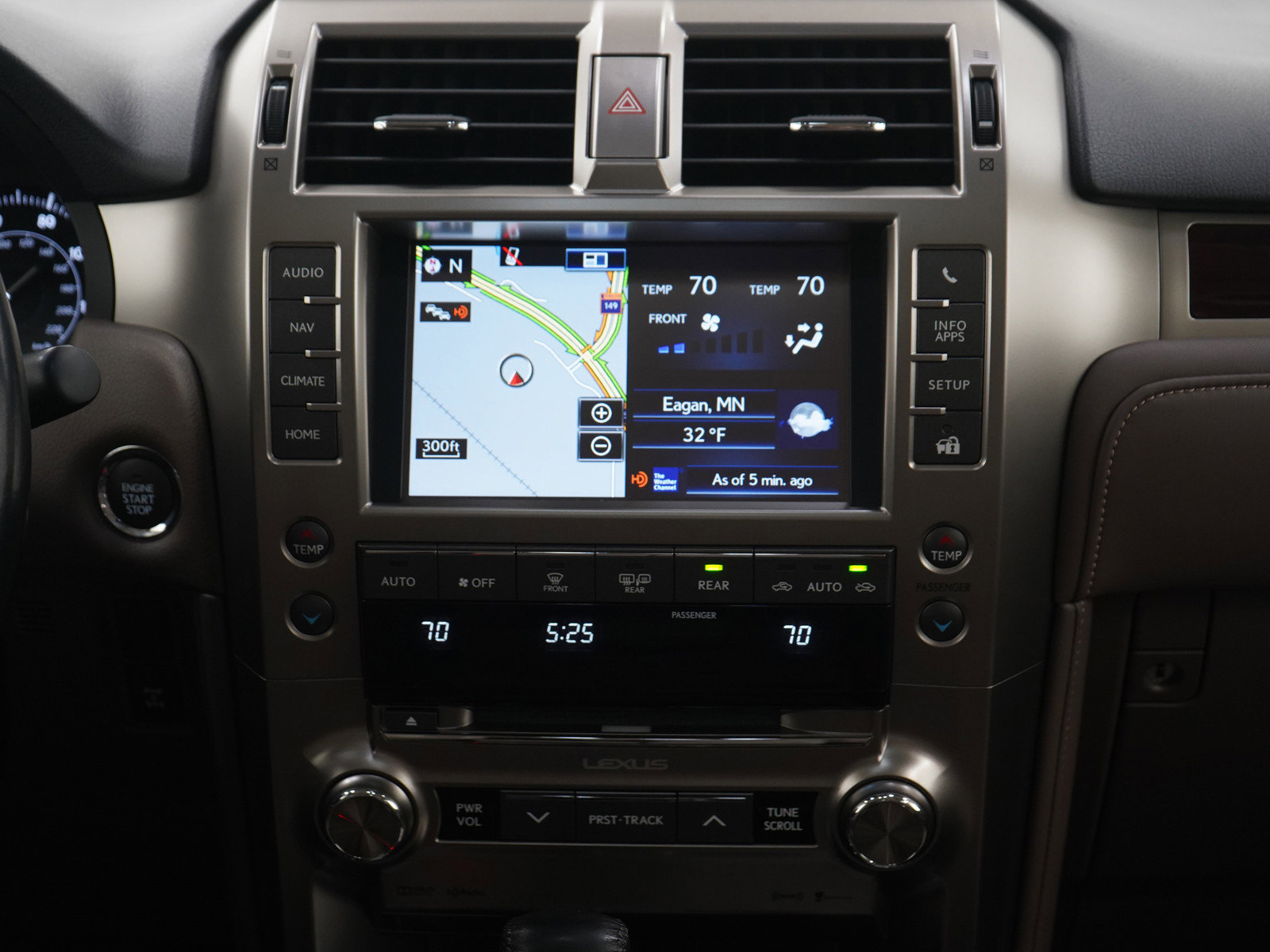 Used 2018 Lexus GX 460 Premium w/ Premium Package image 16