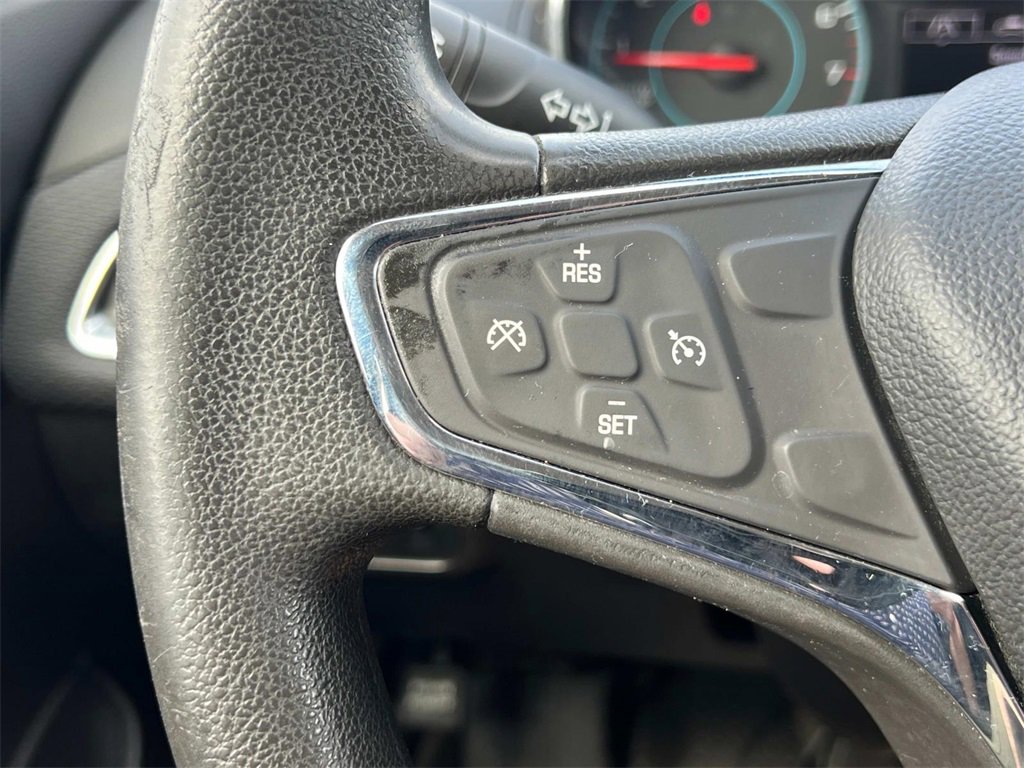 Used 2018 Chevrolet Cruze LT image 22
