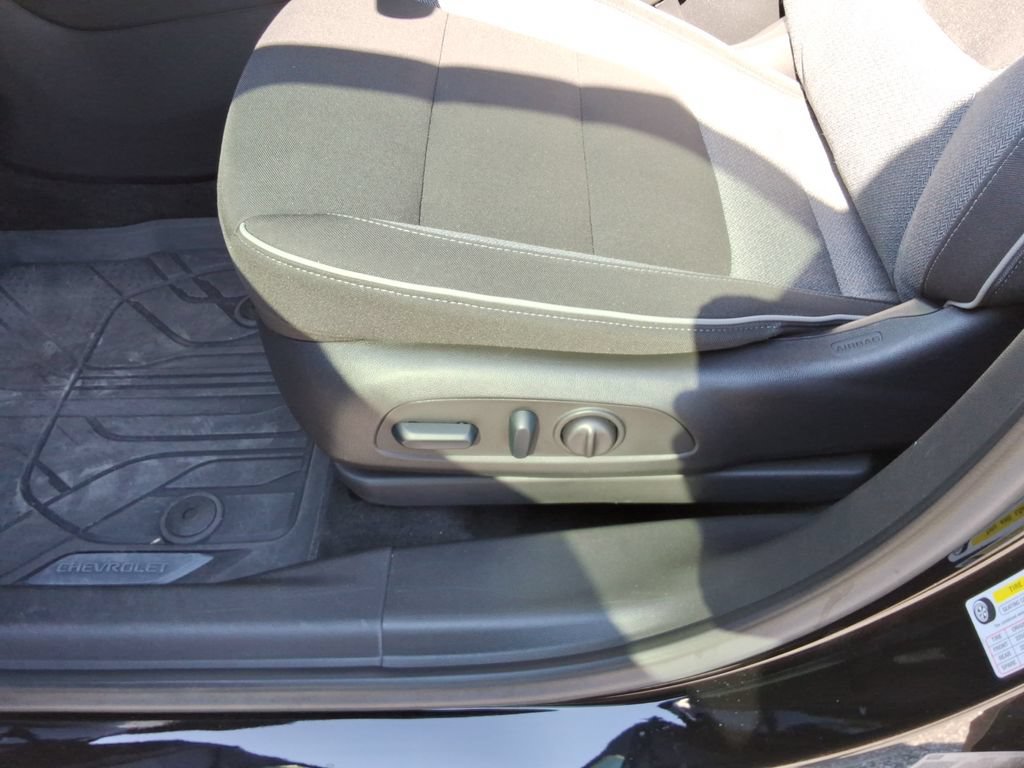 Certified 2024 Chevrolet TrailBlazer LT w/ Convenience Package FWD image 24