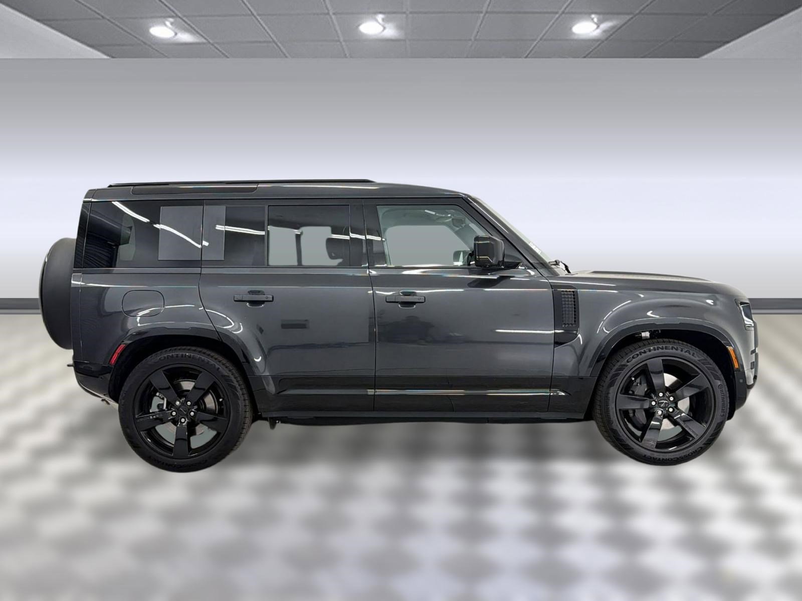 New 2026 Land Rover Defender 110 X-Dynamic SE image 8