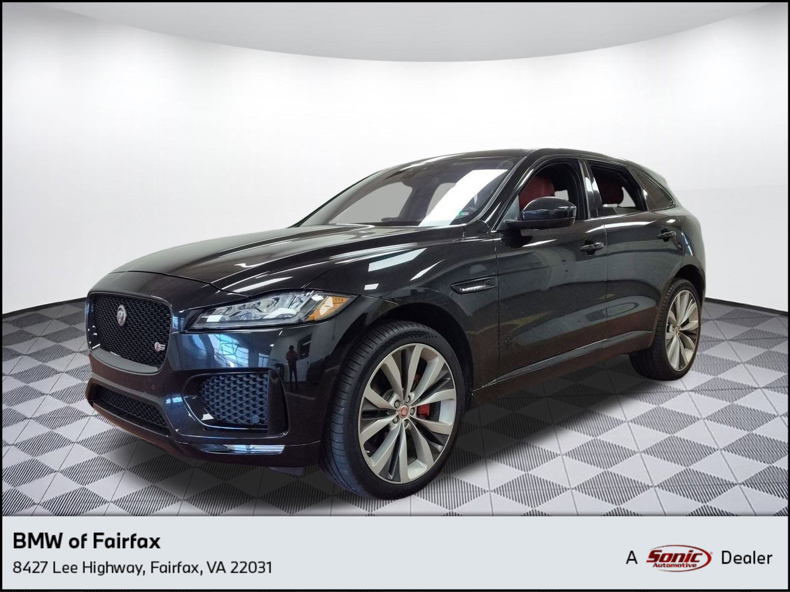Used 2017 Jaguar F-PACE S image 1