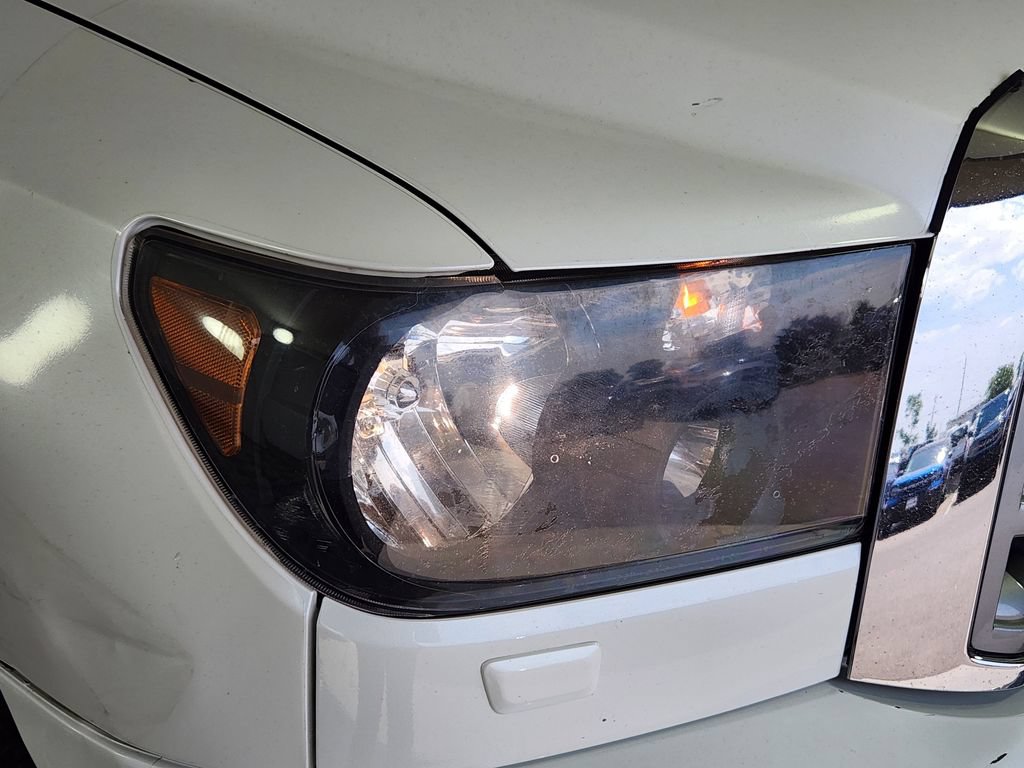 Used 2011 Toyota Sequoia Platinum AWD/4WD image 10