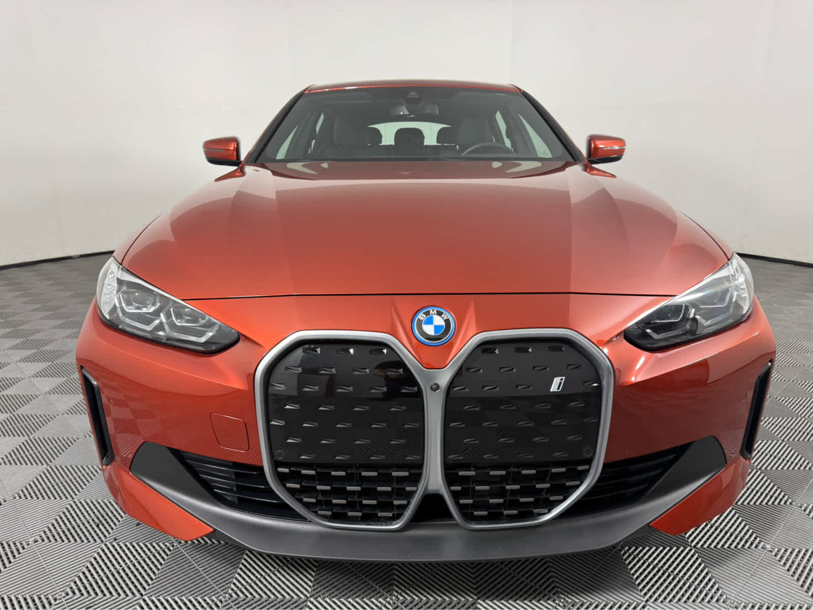 Used 2023 BMW i4 eDrive40 w/ Premium Package RWD image 8