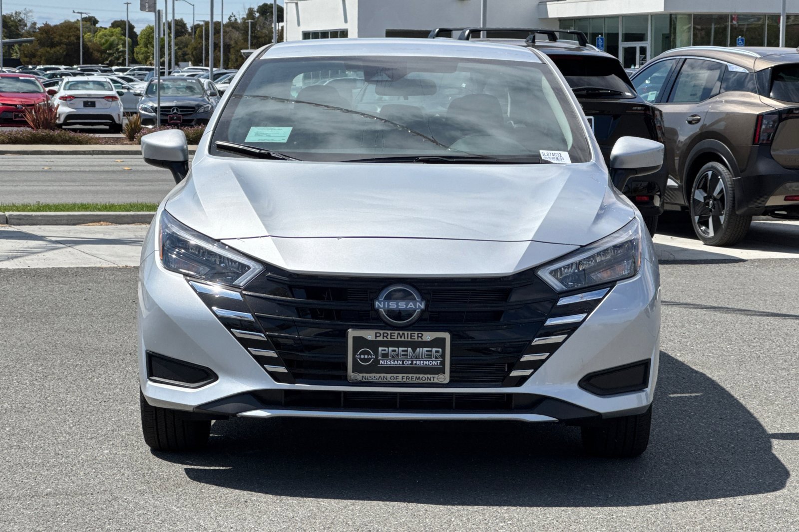 New 2025 Nissan Versa SV w/ Trunk Package image 6