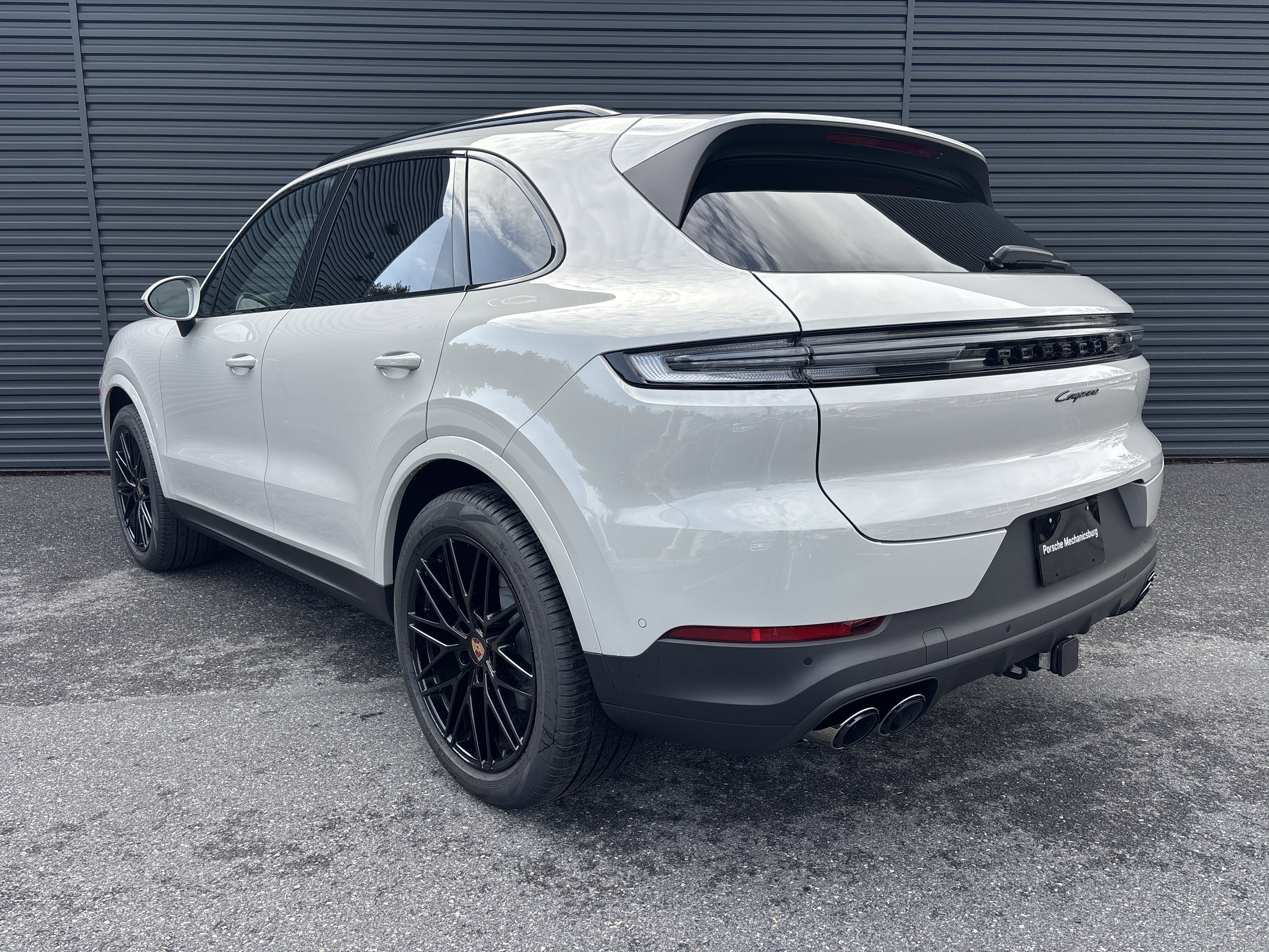 New 2026 Porsche Cayenne AWD/4WD image 3