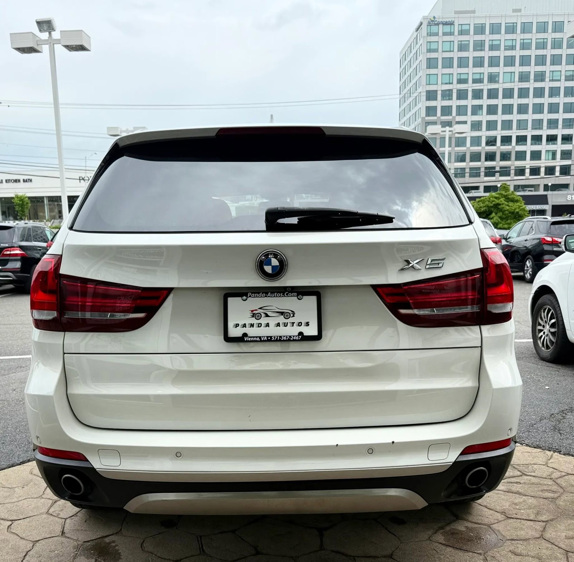 Used 2017 BMW X5 xDrive35d AWD/4WD image 6