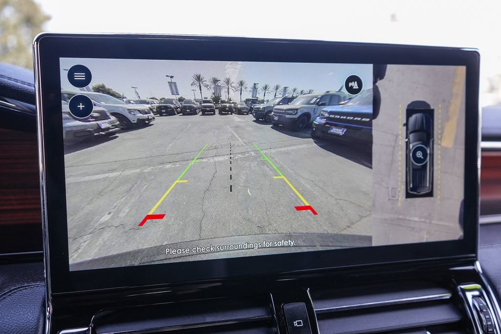 Used 2024 Lincoln Navigator Premiere AWD/4WD image 30