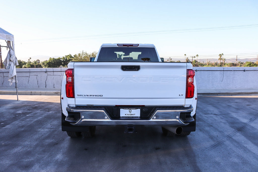 Used 2025 Chevrolet Silverado 3500 LT w/ Safety Package AWD/4WD image 8