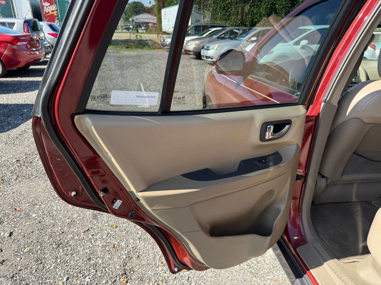 Used 2005 Hyundai Santa Fe LX image 11