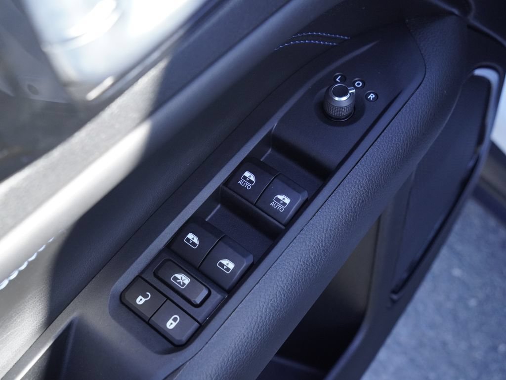 Certified 2026 Jeep Compass Latitude AWD/4WD image 12