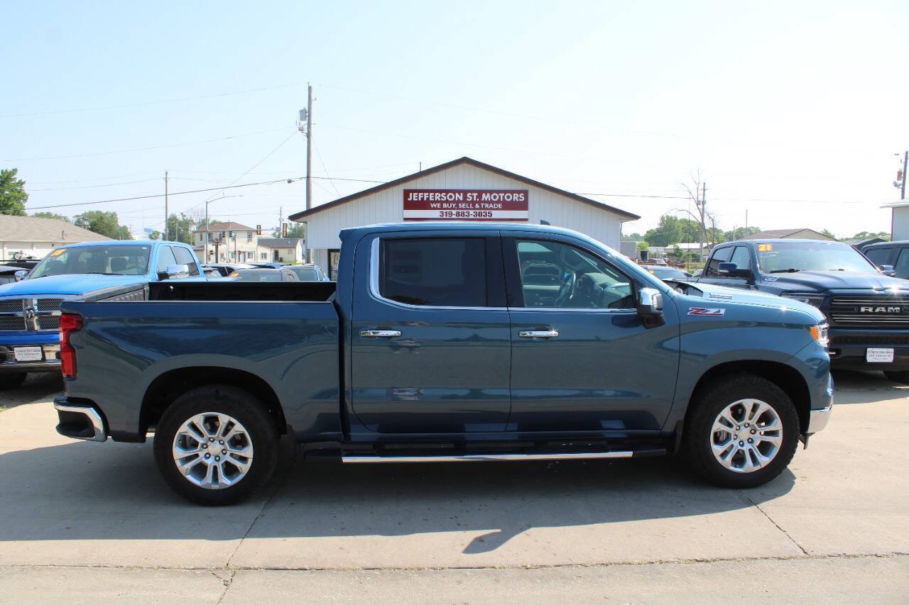 Used 2024 Chevrolet Silverado 1500 LTZ AWD/4WD image 1