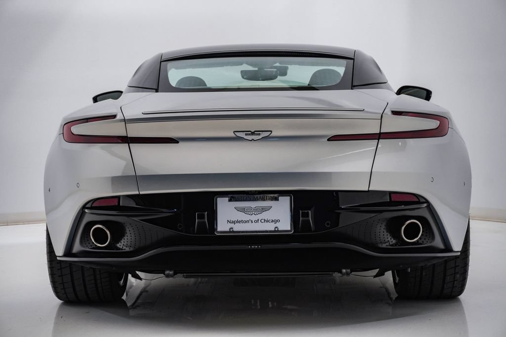 Used 2017 Aston Martin DB11 V12 RWD image 7