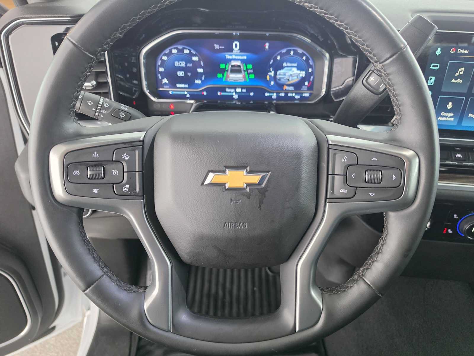 Used 2024 Chevrolet Silverado 1500 LT AWD/4WD image 23