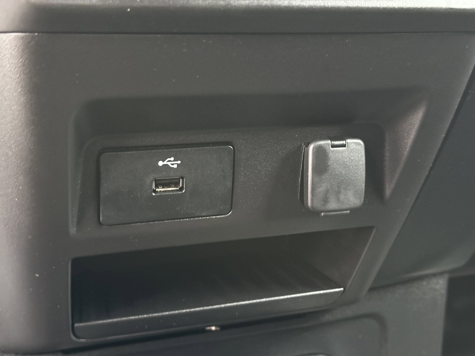 Used 2018 Ford Expedition XL w/ Fleet Convenience Package image 31