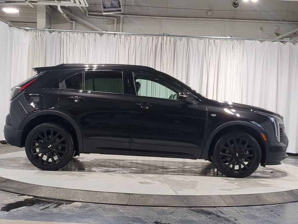 Used 2023 Cadillac XT4 Sport w/ LPO, Onyx Lite Package image 15