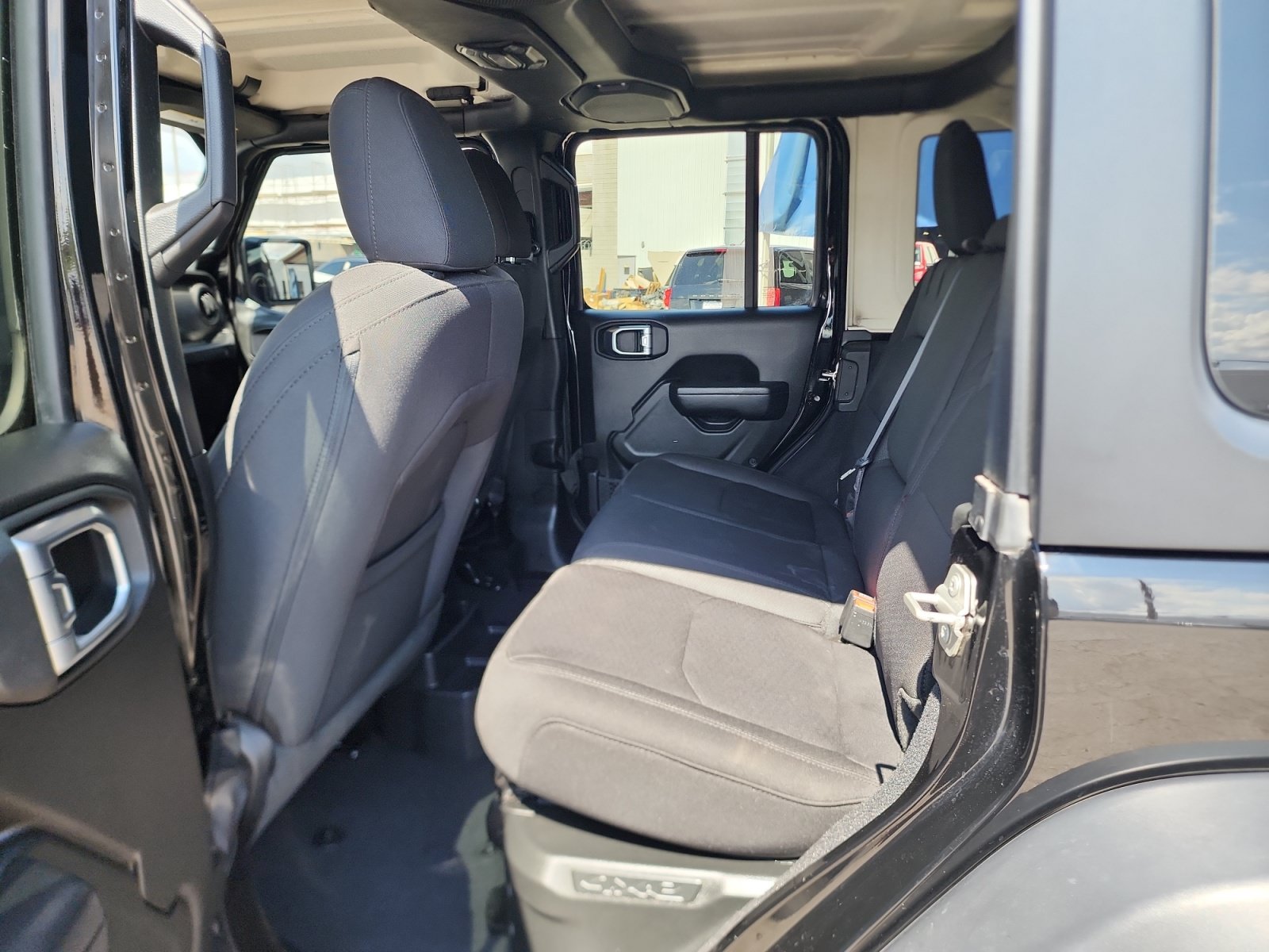 Used 2023 Jeep Wrangler Unlimited w/ 8.4" Radio Group AWD/4WD image 22