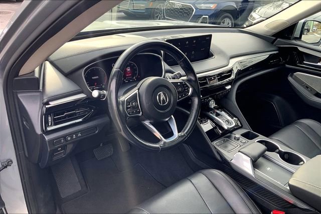 Used 2023 Acura MDX SH-AWD w/ Technology Package image 17