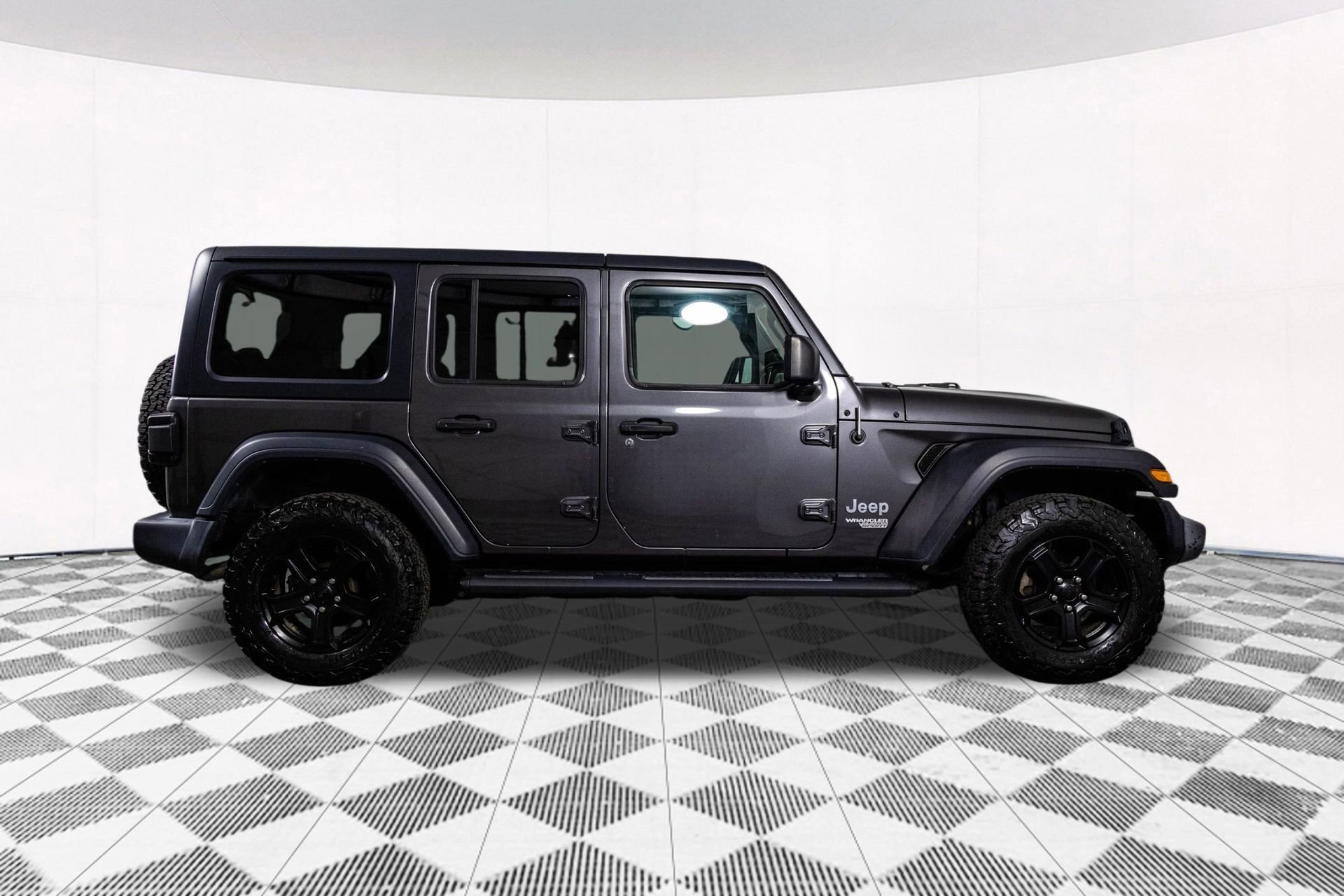 Used 2019 Jeep Wrangler Unlimited Sport S image 16