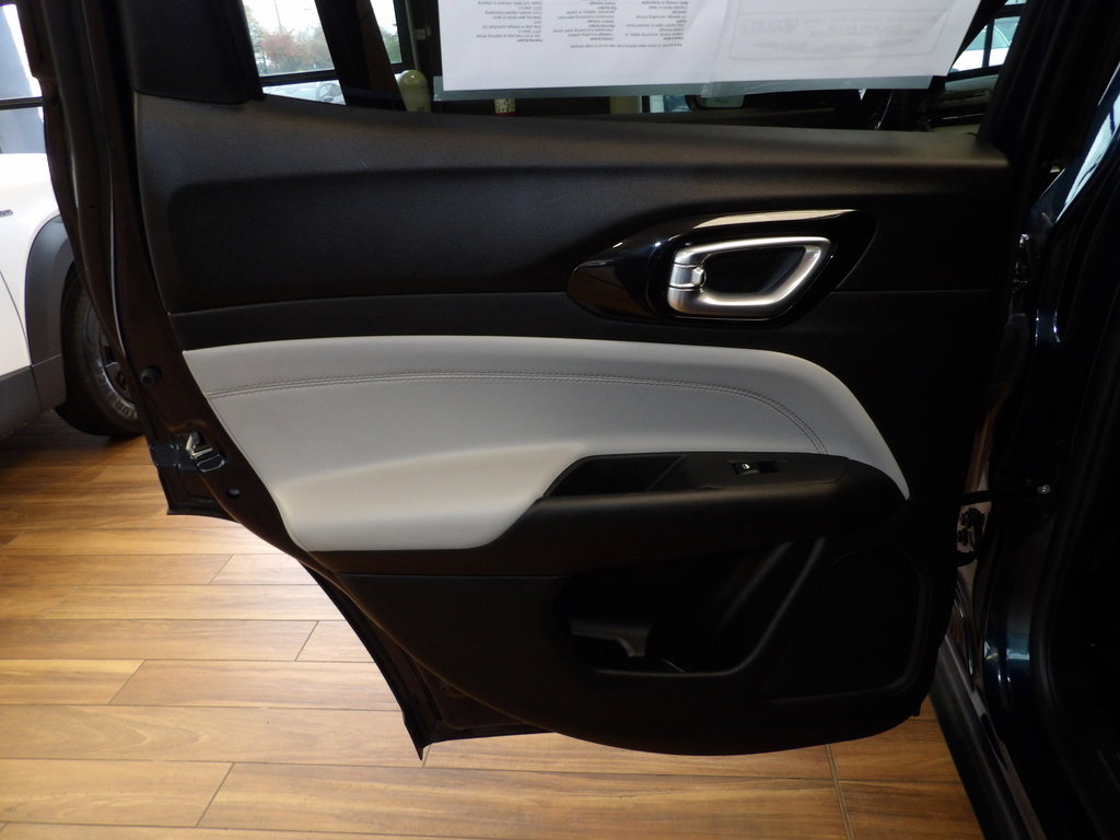 Used 2024 Jeep Compass Limited image 20