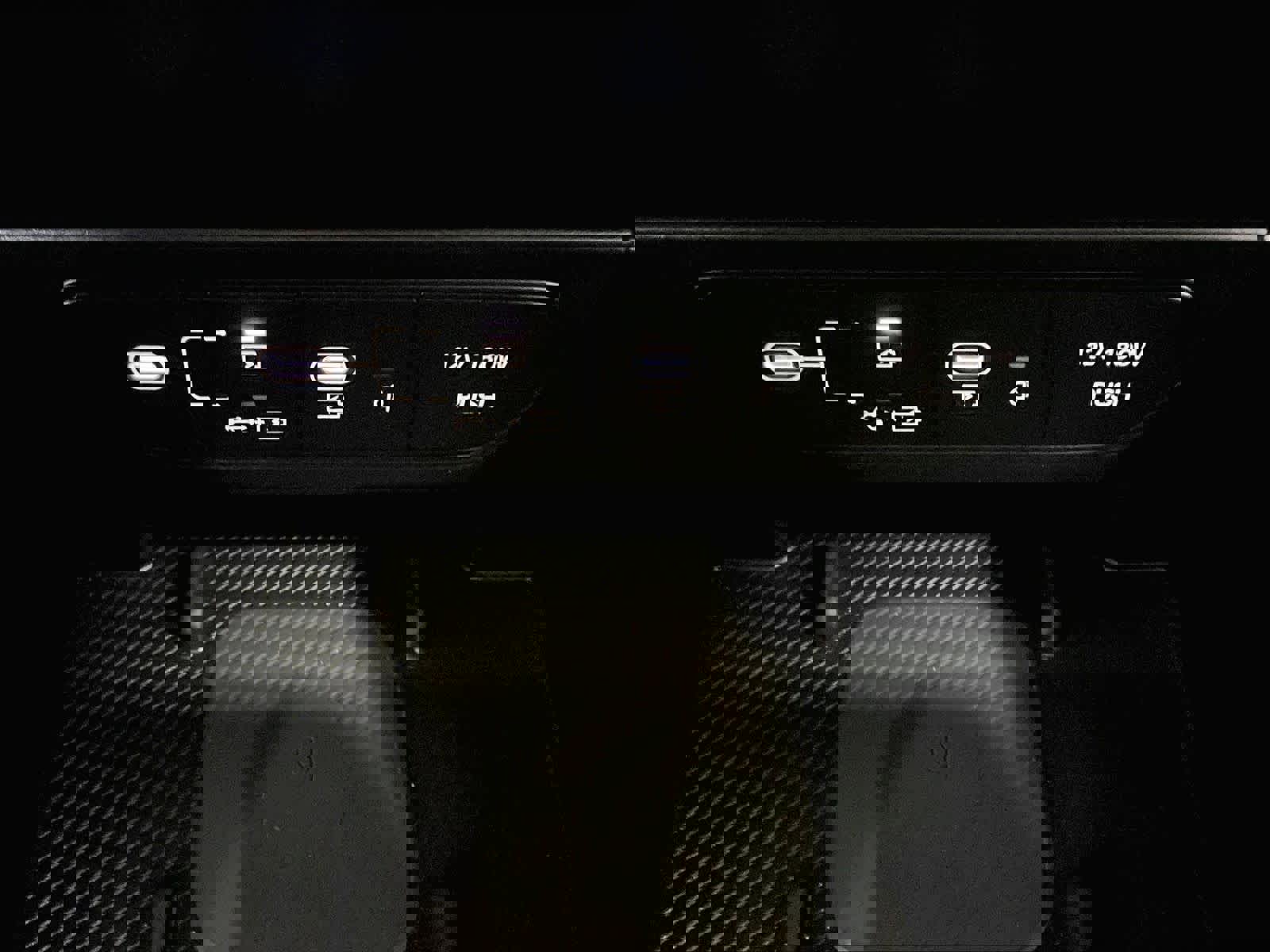 Used 2025 Kia K4 EX image 26