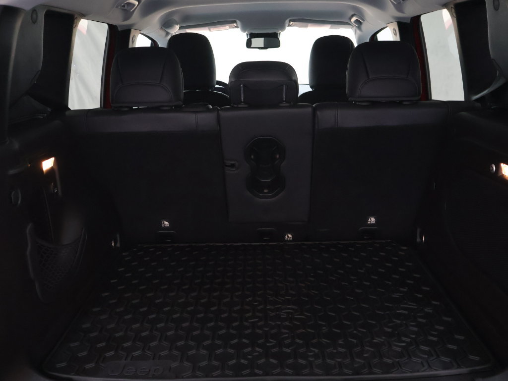 Used 2017 Jeep Renegade Limited FWD image 13