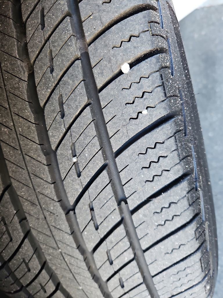 Used 2017 Buick LaCrosse Essence w/ Sights and Sounds Package image 33