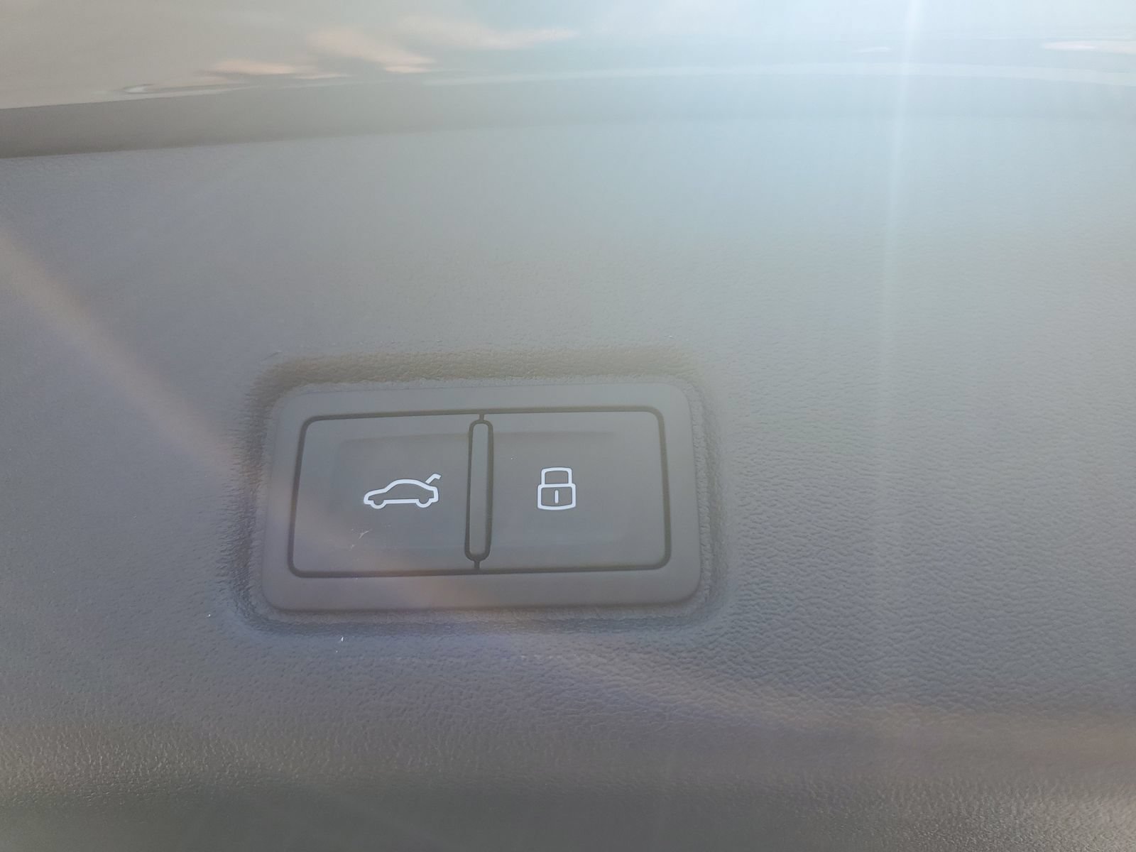 New 2027 Audi Q6 e-tron Premium Plus AWD/4WD image 9