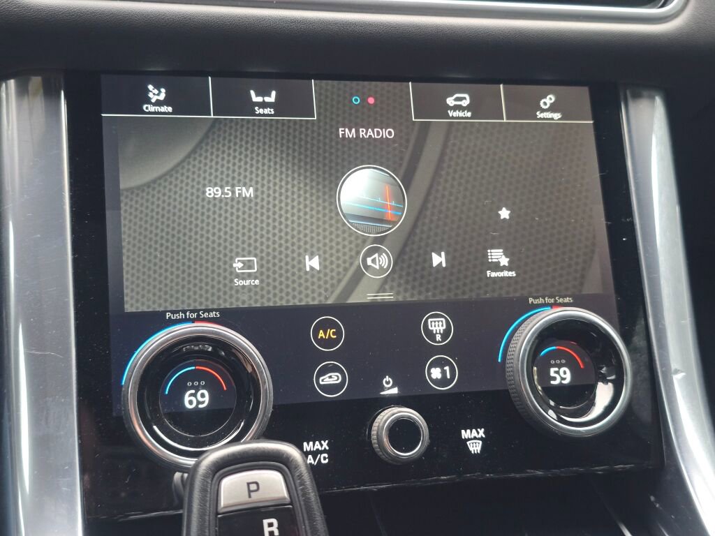 Used 2019 Land Rover Range Rover Sport HSE Dynamic image 31