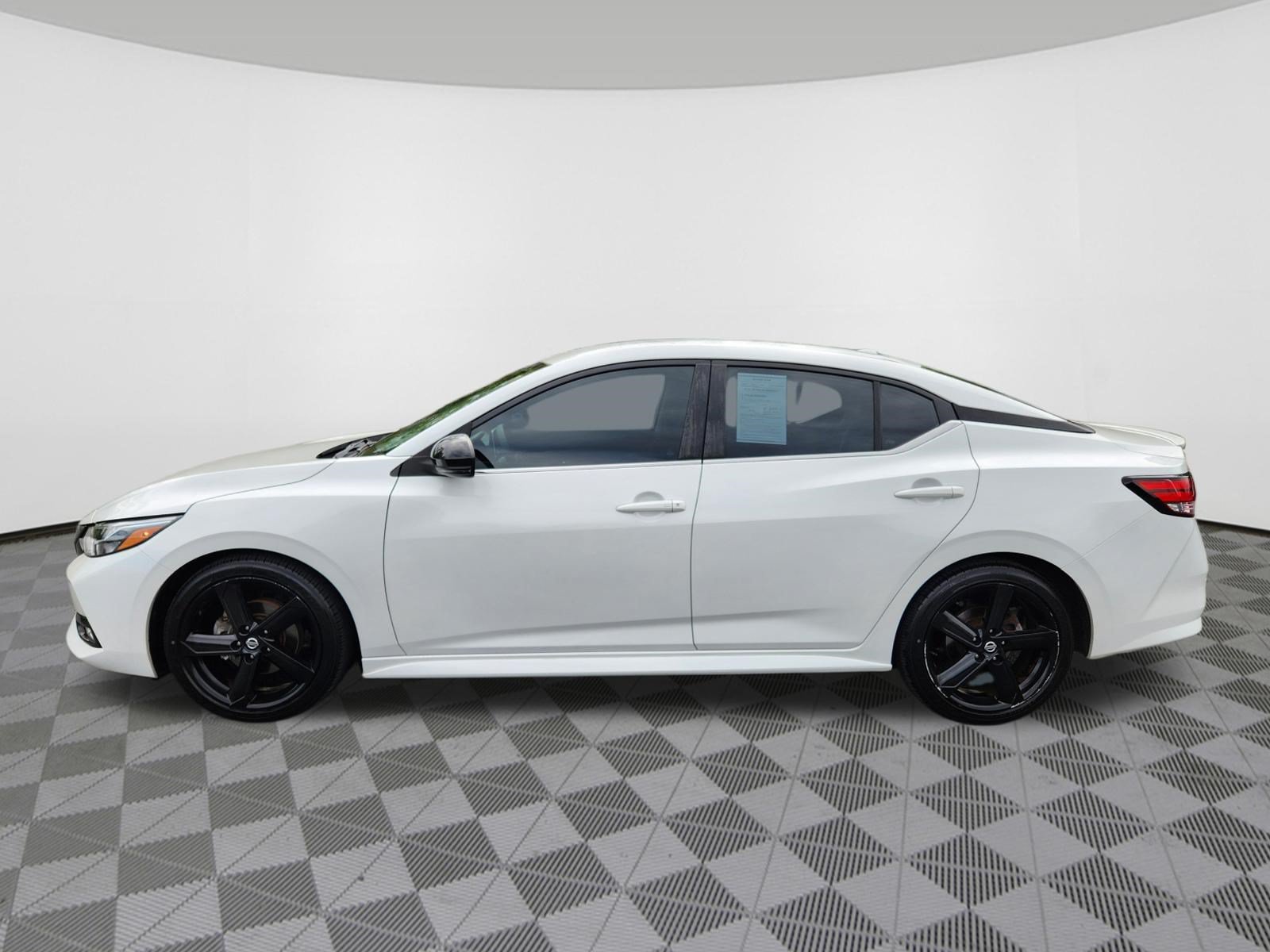 Used 2021 Nissan Sentra SR FWD image 5