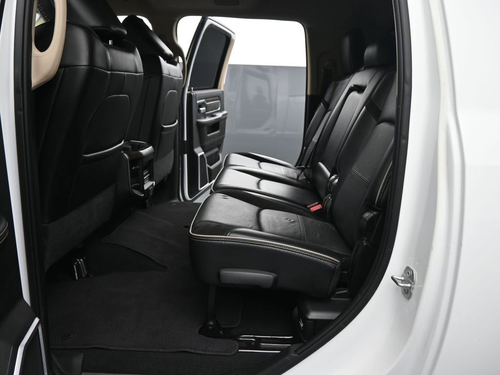 Used 2022 RAM 2500 Laramie w/ Safety Group B image 13