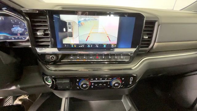 Used 2022 Chevrolet Silverado 1500 ZR2 w/ Technology Package AWD/4WD image 33